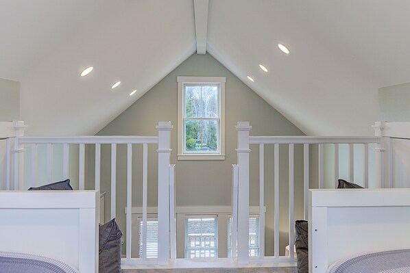 2 makuuhuonetta, silitysrauta/-lauta, ilmainen Wi-Fi, vuodevaatteet