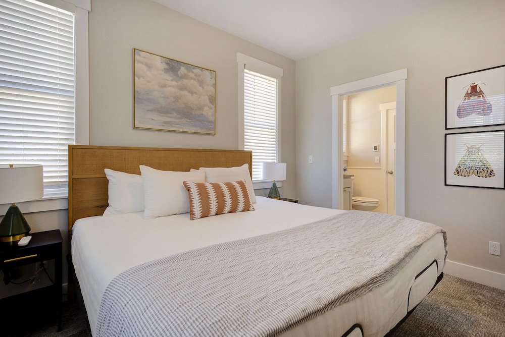 Seabrook's I Wanna be Seadated Dog Friendly! Seabrook Vrbo