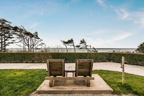 Property grounds - *NEW* Seabrook's Land's End, enjoy unobstructed oceanfront views! (Pacific Beach)