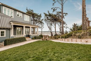 Exterior - *NEW* Latitude Adjustment: Oceanview, Hot Tub, Dog Friendly! (Pacific Beach)