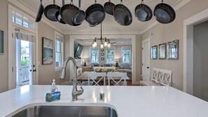 Interior - Seabrook's Let It Be: Dog Friendly & Hot Tub (Pacific Beach)