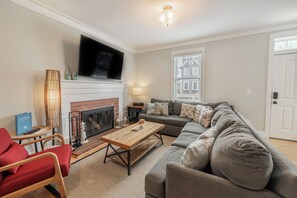 Smart TV, fireplace, video games