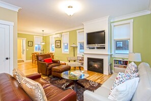 Smart TV, fireplace, video games, DVD player