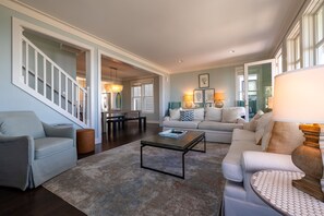 TV, fireplace, video games, books - Seabrook's Sandy Side Up, a spacious, oceanview home! (Pacific Beach)