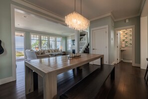 Dining - Seabrook's Sandy Side Up, a spacious, oceanview home! (Pacific Beach)