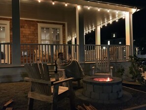 Terrace/patio - *NEW* Seabrook's Sea to Shining Sea: Dog Friendly (Pacific Beach)