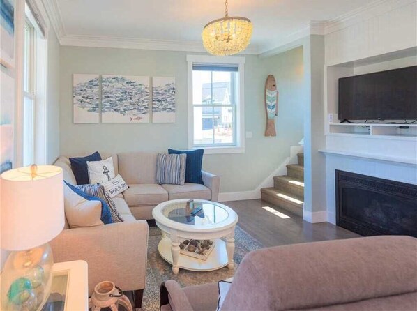 TV, fireplace, DVD player