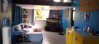 VILLA DE LA BAIE - Bed and breakfast with feet in the water