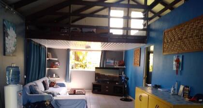 VILLA DE LA BAIE - Bed and breakfast with feet in the water