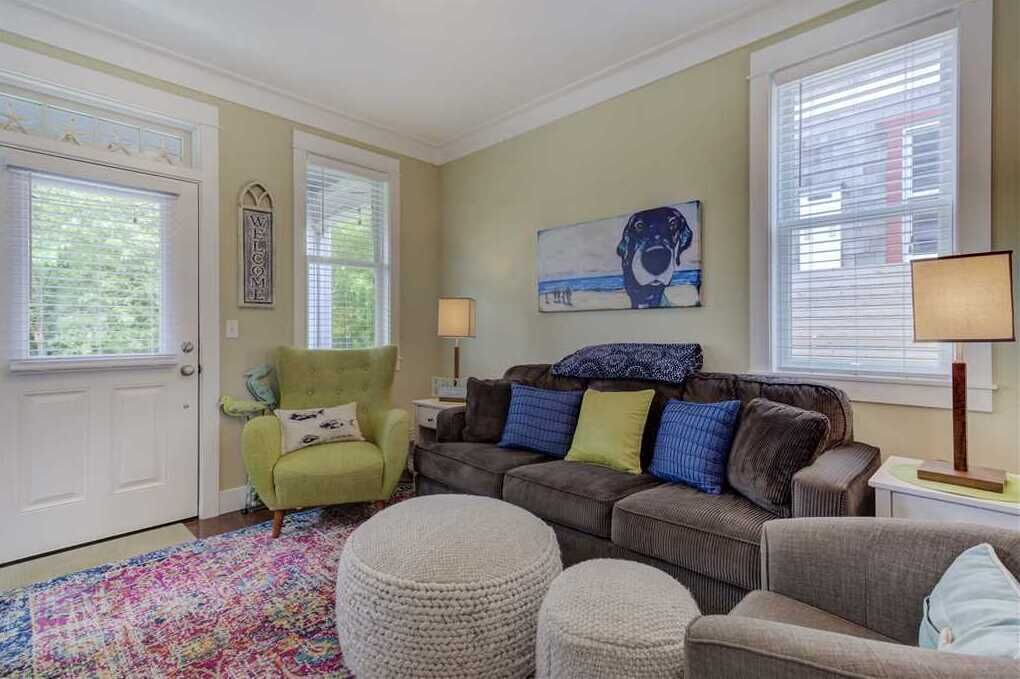 Seabrook Slow M'ocean | Private Hot Tub, 2br Home | Sleeps 6, Mill District - Pacific Beach, WA