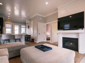 Televisor i llar de foc 