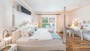 Comfort Suites | Egyptian cotton sheets, premium bedding, down comforters - Likya Gardens Hotel (Kas)