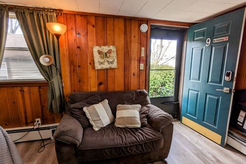 Cabane Confort | Literie de qualité supérieure, minibar, Wi-Fi gratuit, draps fournis