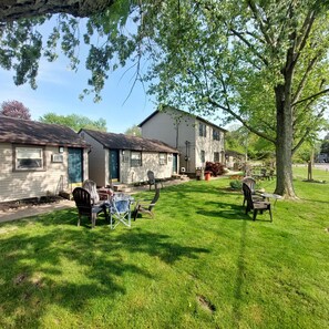 Ropa de cama de alta calidad, minibar, wifi gratis y ropa de cama