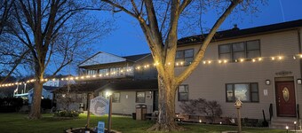 Riverside Motel