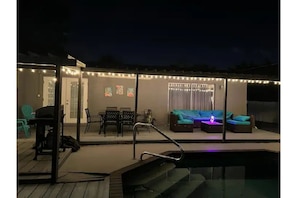 Terrace/patio - Amazing 4 Bedrooms residential home with pool (Hollywood)