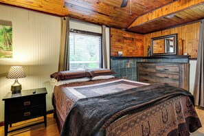 1 bedroom, iron/ironing board, Internet, bed sheets
