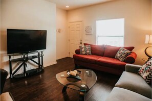 Living area - Amazing 3bd Towh House at West Lucaya (Kissimmee)