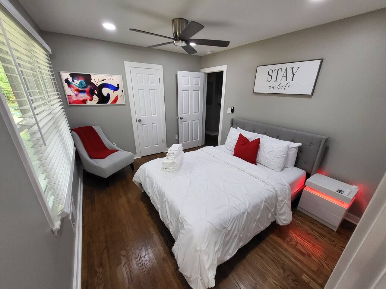 3 bedrooms, iron/ironing board, free WiFi, bed sheets