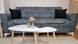 Smart TV - 3min walk to DLR, easy commute to the City, close to shops and restaurants  (London)