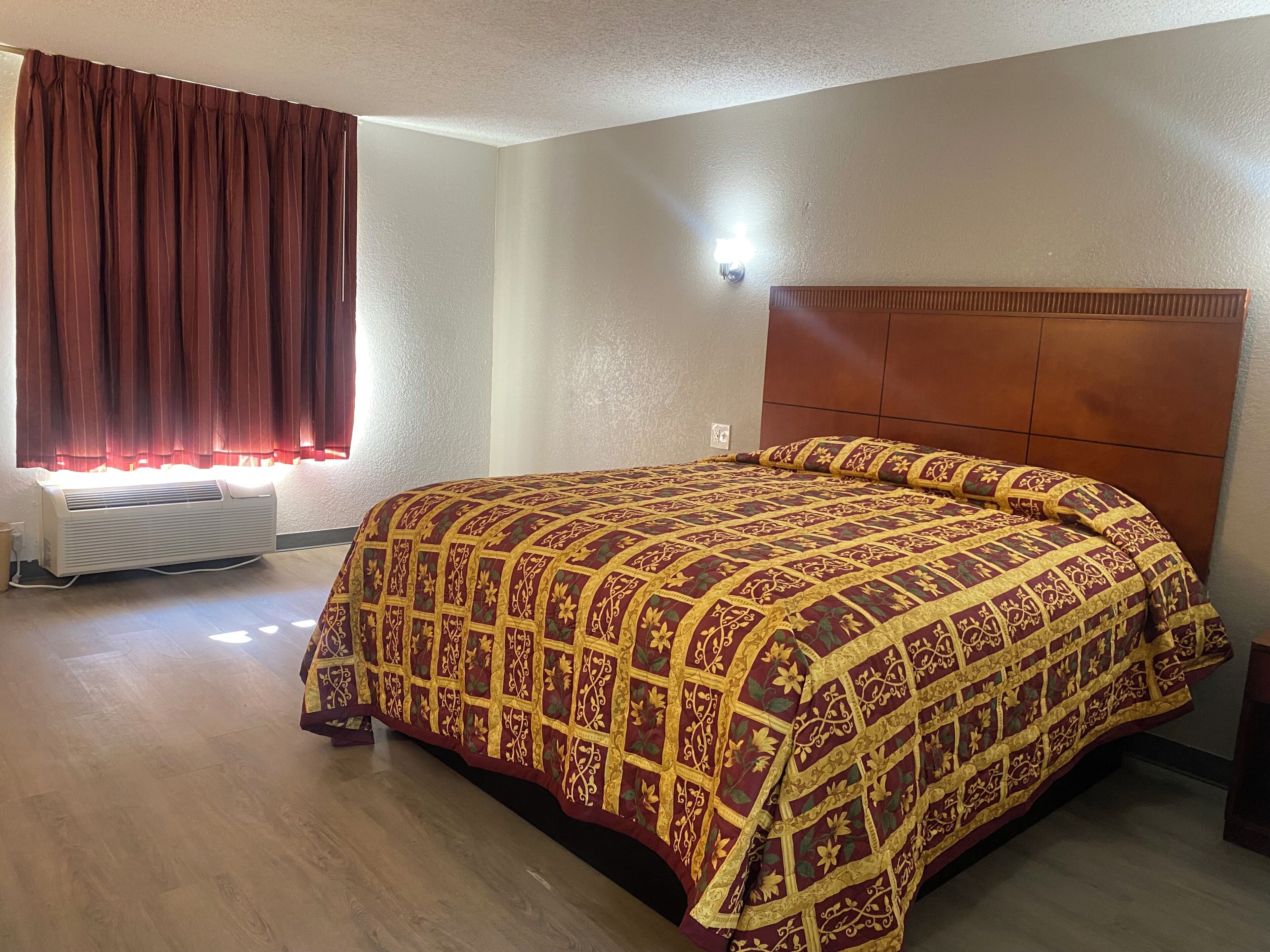 豪華單人房, 1 張特大雙人床, 非吸煙房 | 手提電腦工作空間、免費 Wi-Fi