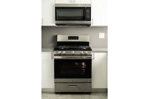 Private kitchen - Amazing 3 bedrooms home Vacation (Pompano Beach)