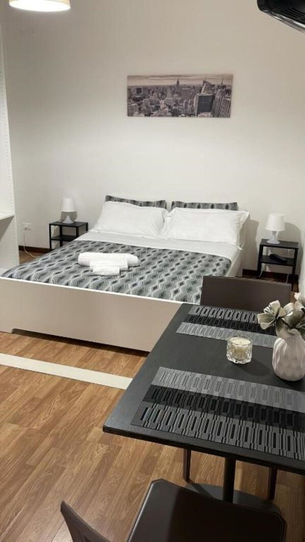 1 Schlafzimmer, WLAN, Bettwäsche