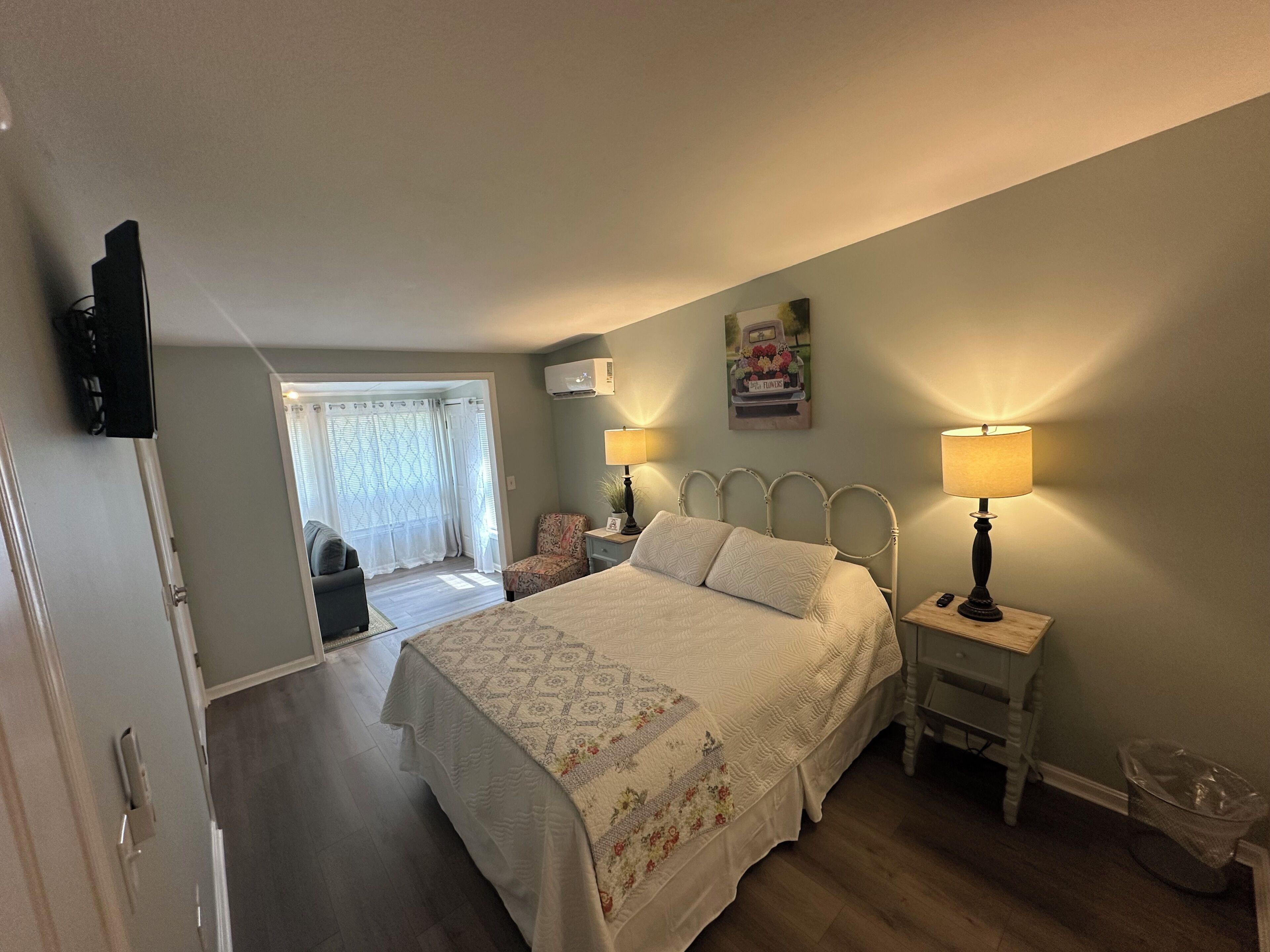 1 bedroom, iron/ironing board, WiFi, bed sheets