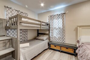 3 chambres, Wi-Fi, draps fournis