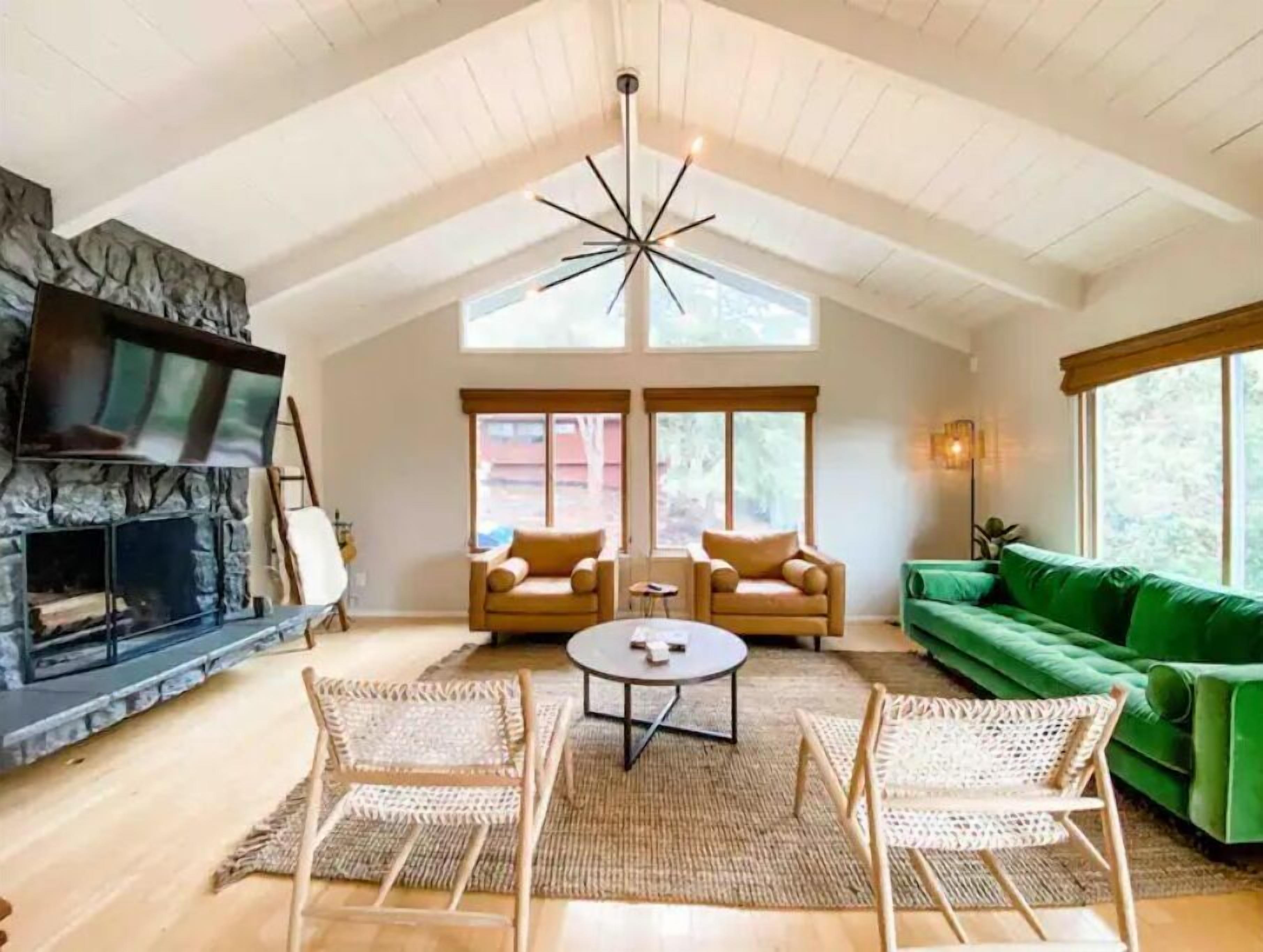 TV connectée, cheminée