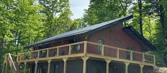 Cozy Mountain Cabin, dark skies, and great views!