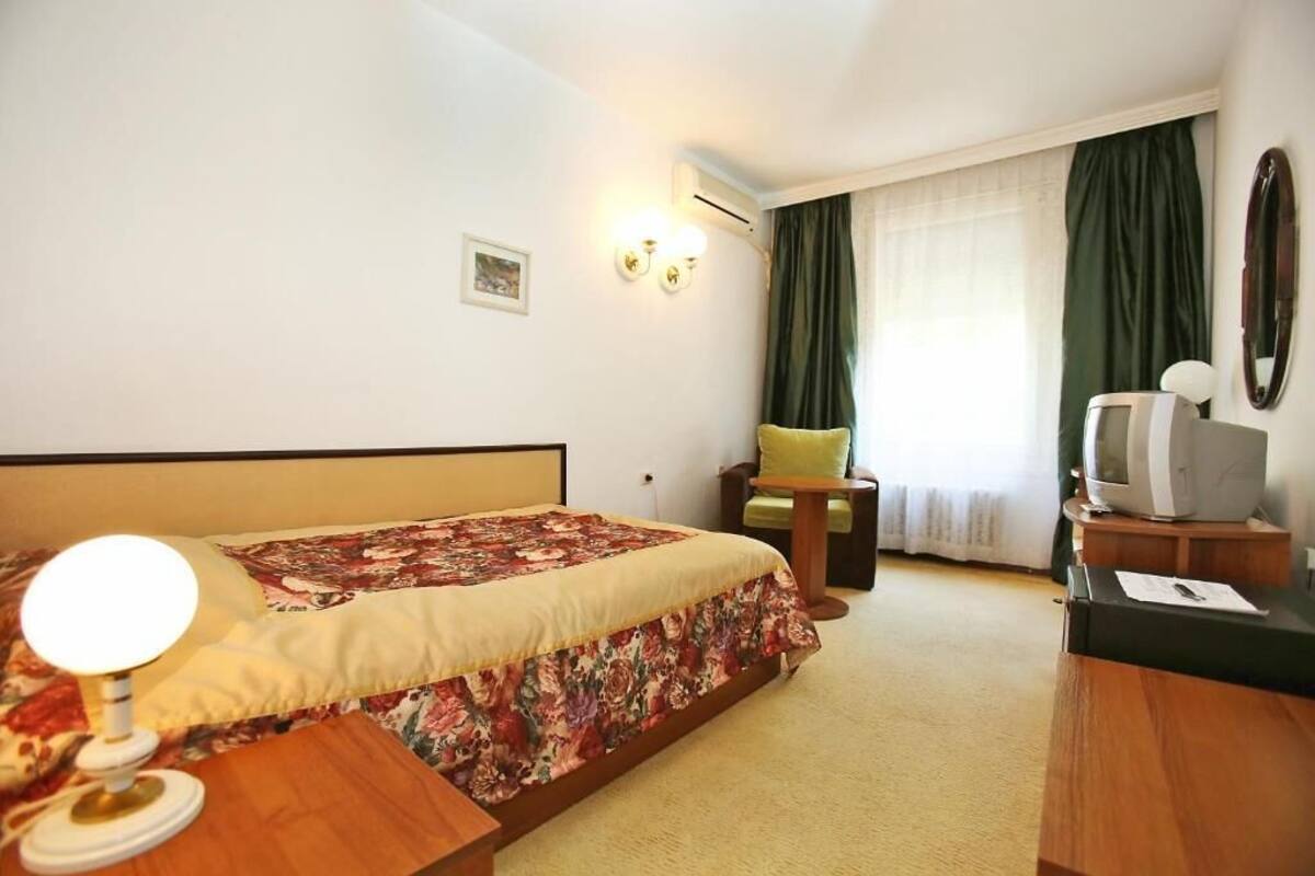 Standard Single Room | WiFi (free)