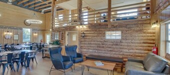 Bear Lake Private Inn Sleep 44  Family Reunions Groups