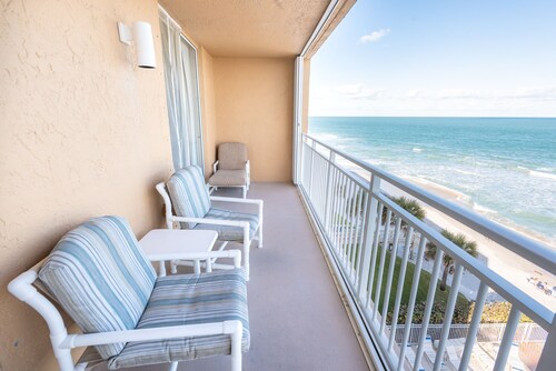 Oceanfront 2BR Condo 6th Floor Corner Unit Indian Harbour Beach, 601