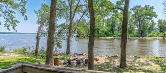 Mighty Mississippi River Retreat