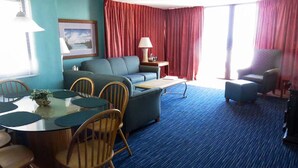 TV, DVD player, foosball, stereo - Two Bedroom, Ocean Front, Luxury Condo, Indian Harbour Beach, FL 3208987 (Indian Harbour Beach)
