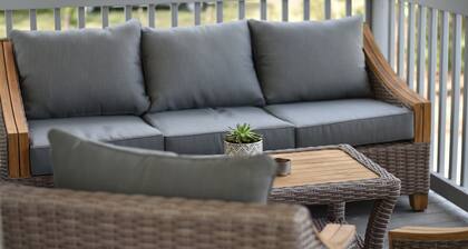 Rancho Alegre country getaway Bring your boat -lake is 15 mts away. PET FRIENDLY