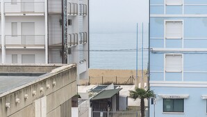星評価なしの画像、2 / 17、ボタン