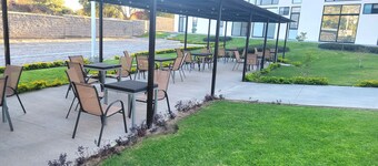 2 Bed/2 Bath Penth House w/ Private Roof Top at Lago Luna, Chante