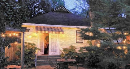 Urban Guest Cottage.