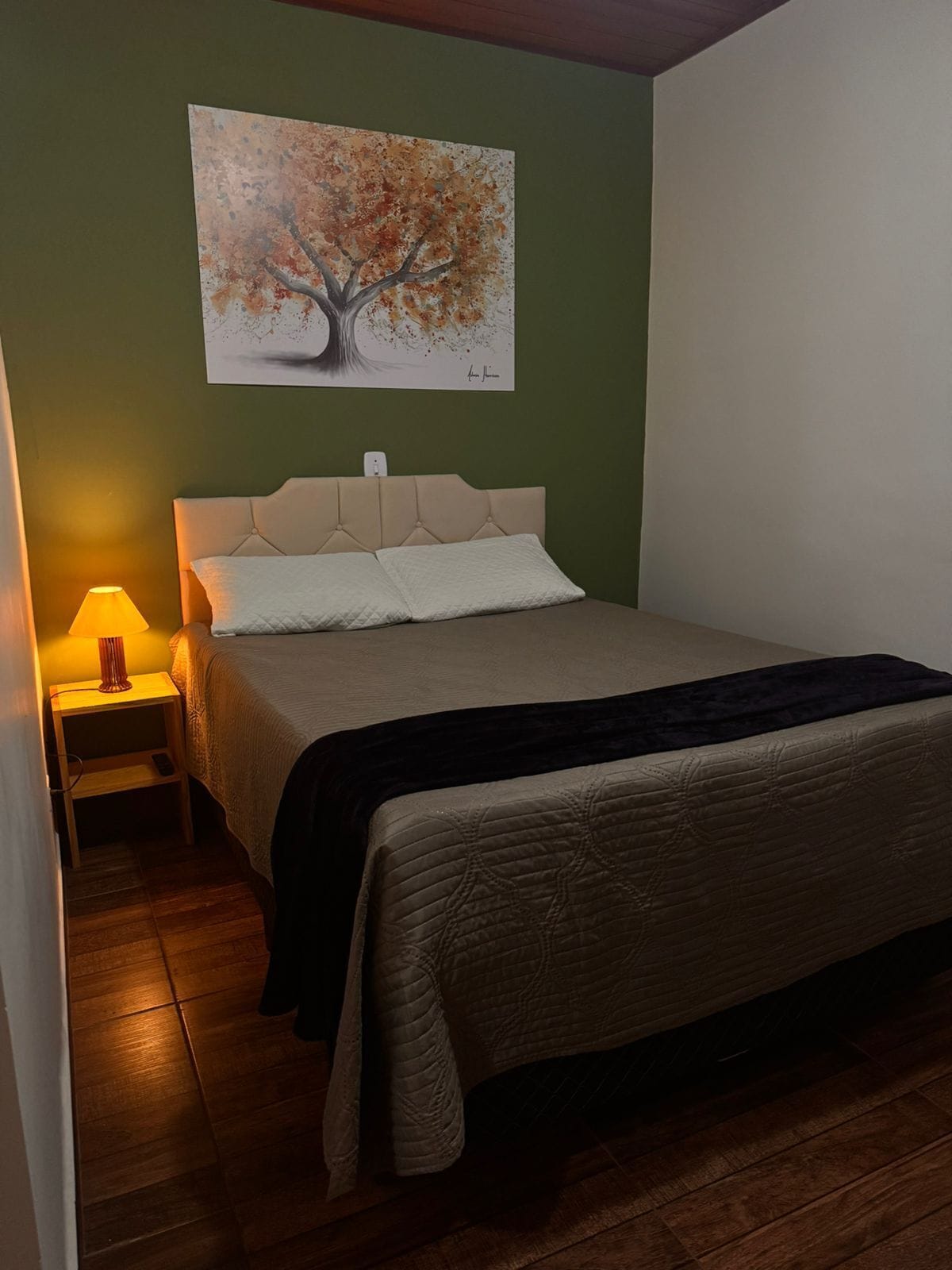 Premium Room | Iron/ironing board, free WiFi