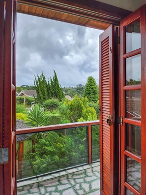 Iron/ironing board, free WiFi - Pousada Araucária Village (Campos do Jordão)