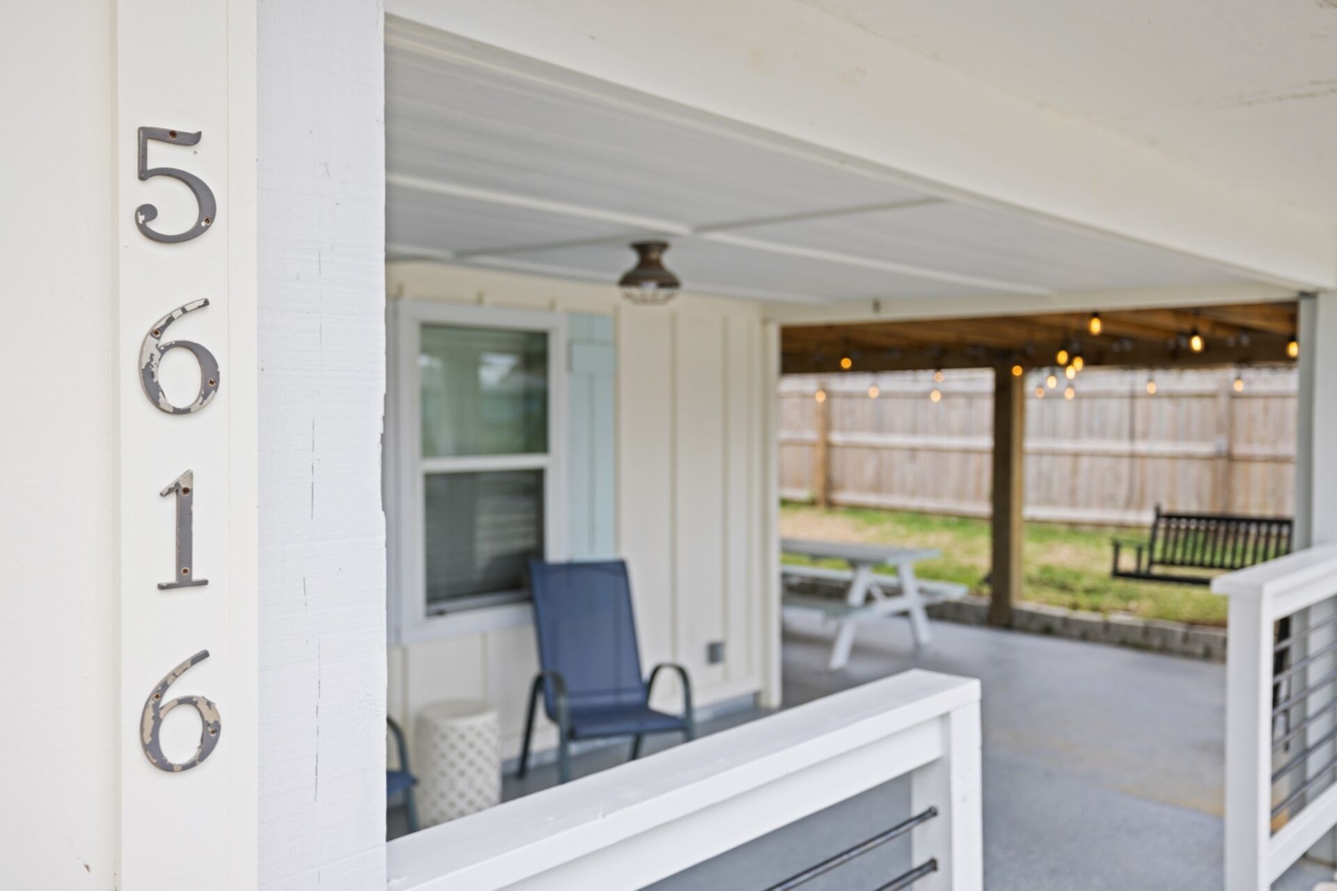 NEW!!Sea Breeze Beach House-short walk to beach! 3bd 2ba