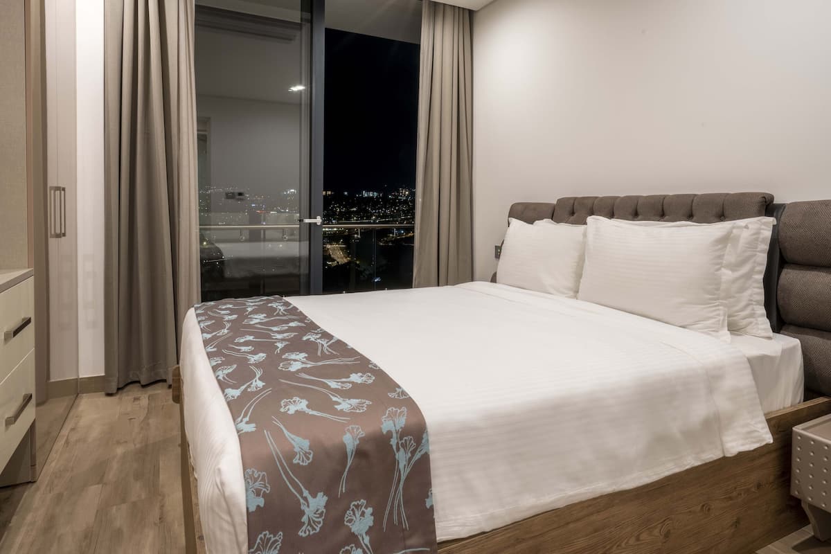 Family Suite, Non Smoking, City View | 2 bedrooms, Egyptian cotton sheets, premium bedding, down comforters