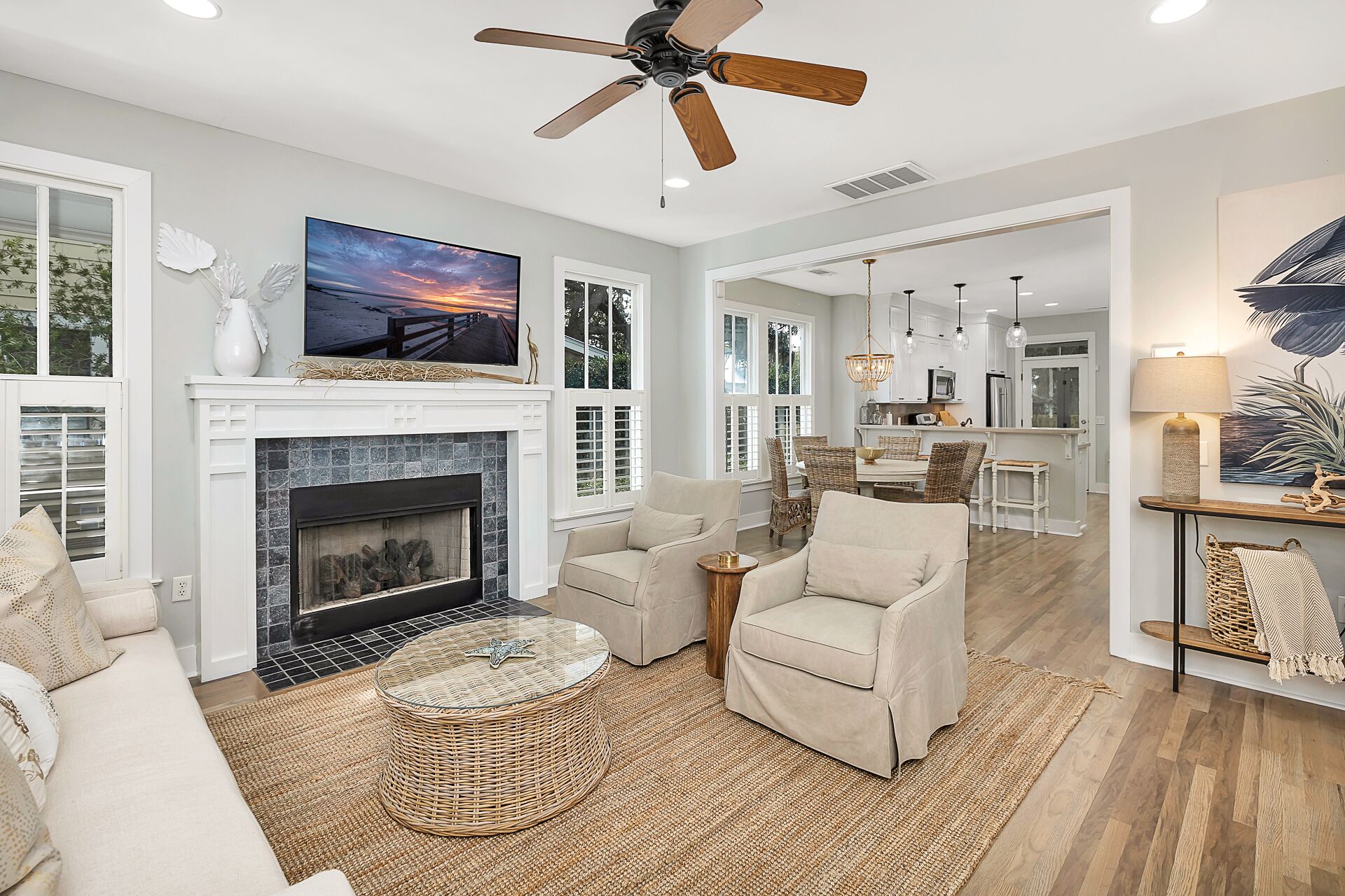 Circle Cottage, Private Heated Pool and Spa! Close to Beaches, Restaurants & Shopping!