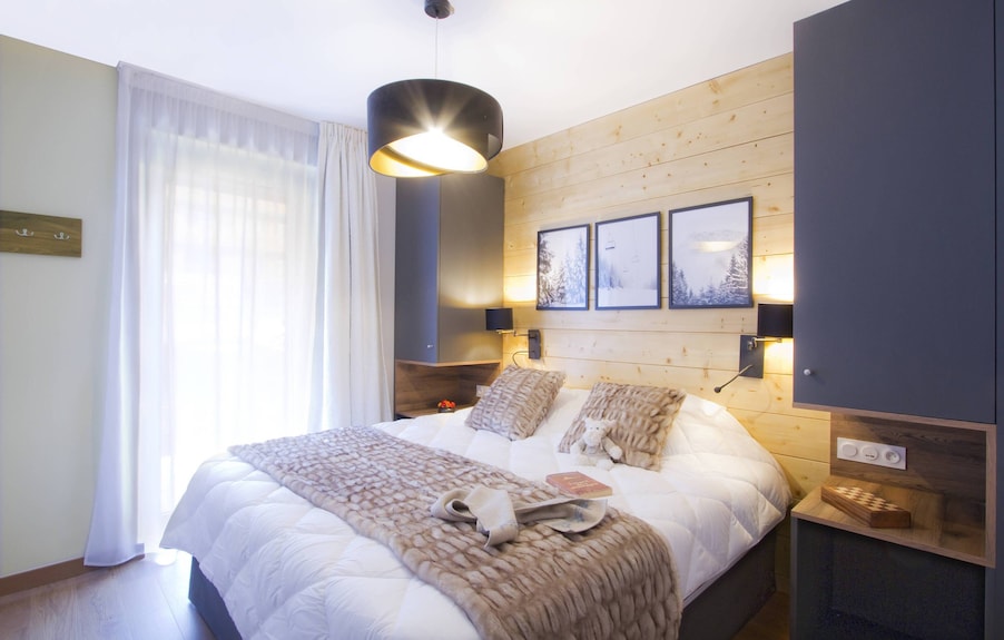 Séjour Elegant Au Pied Des Pistes En Alpe D'huez! - Isère