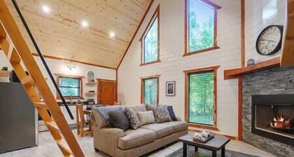 Southern Pine Cabin · The Perfect Getaway!