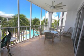 Outdoor dining - "sunpearl" (Bonita Springs)