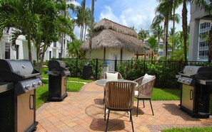 Outdoor dining - "sunpearl" (Bonita Springs)