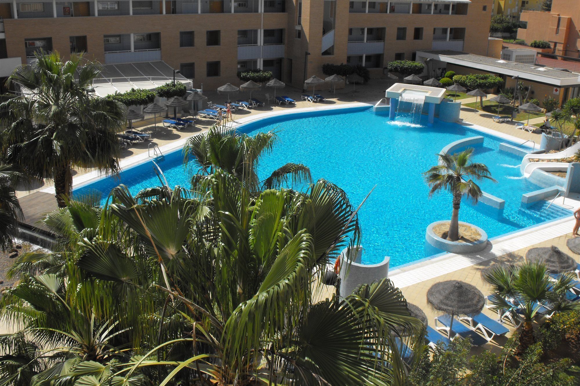 Innenpool, Außenpool